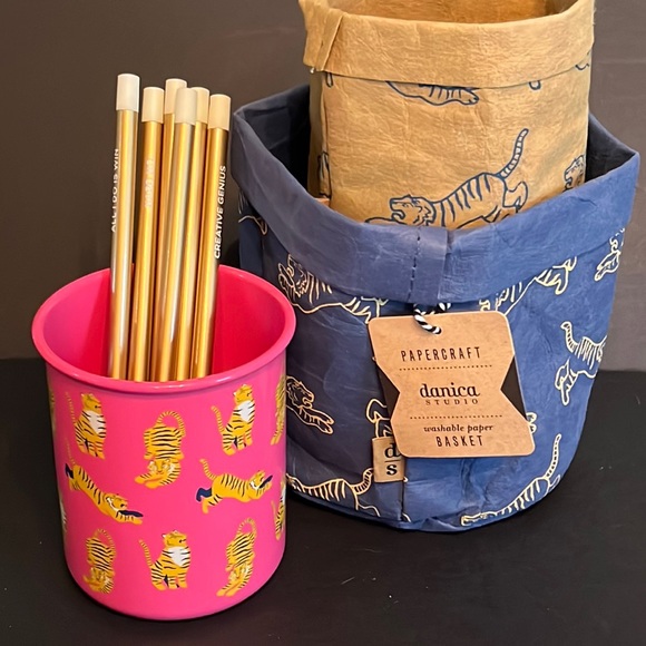“Fierce” tiger design paper “basket” & metal pencil cup-basket folds flat-NWT - Picture 2 of 16